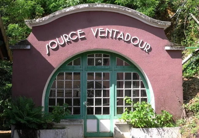 Façade Source Ventadour